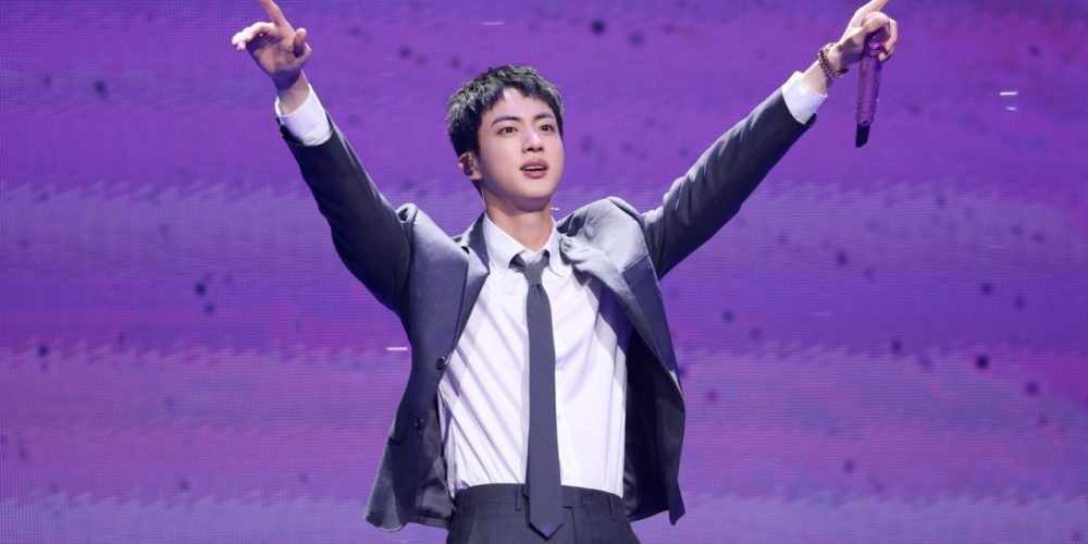 jin-bts-antorcha-olimpica-paris-2024