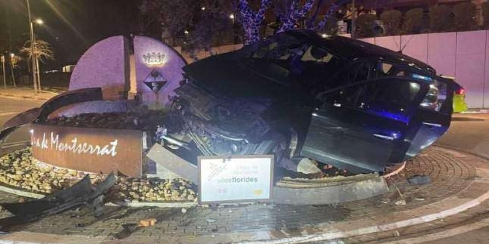 jovenes-chocan-150-kilometros-por-hora-huian-de-la-policia