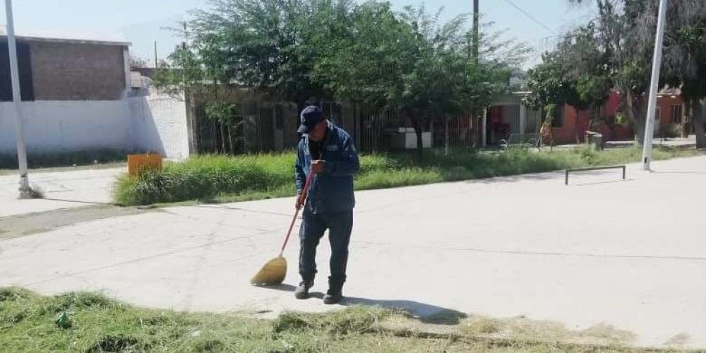 limpieza-plazas-públicas-1