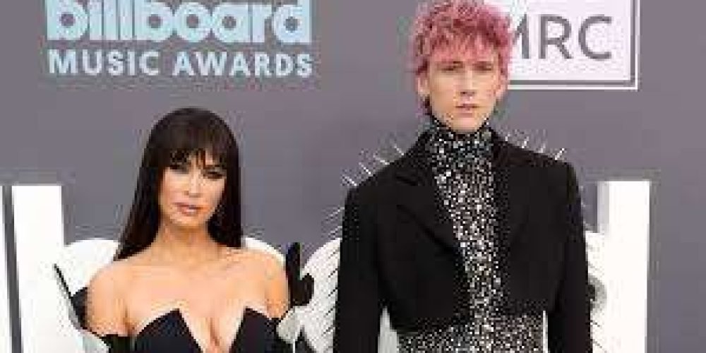 megan-fox-y-Machine-Gun-Kelly-negro