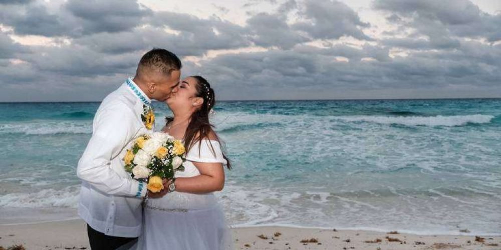 mexicanos-retiran-ahorro-afores-pagar-boda
