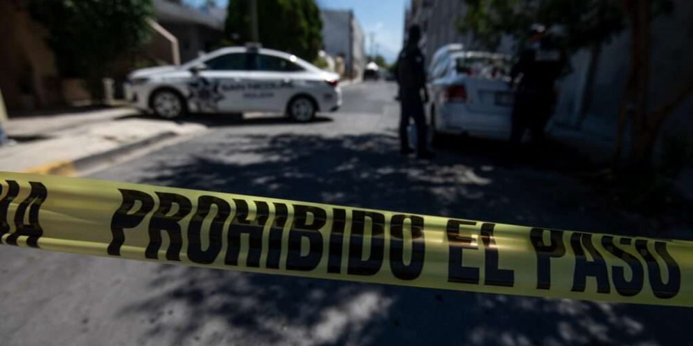 Fotografía de archivo donde aparecen varios miembros de la Policía Estatal. EFE/ Miguel Sierra
