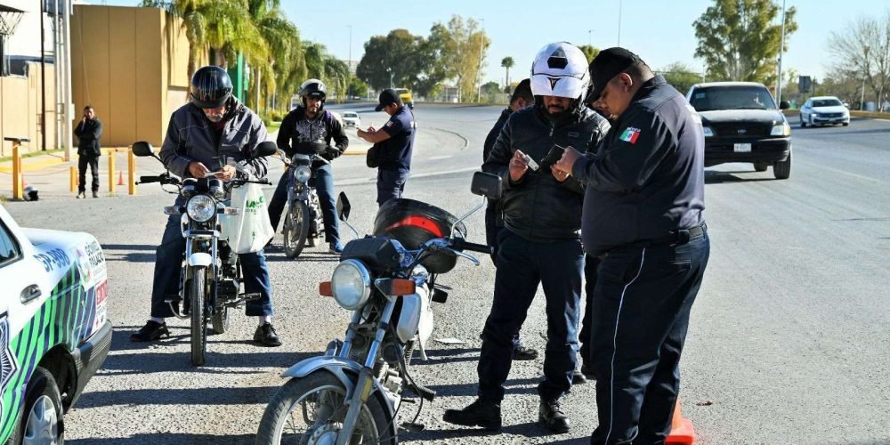 operativo-motociclistas-gomez-palacio-1