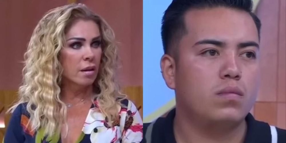 panelista-ignora-a-rocio-sanchez-azuara