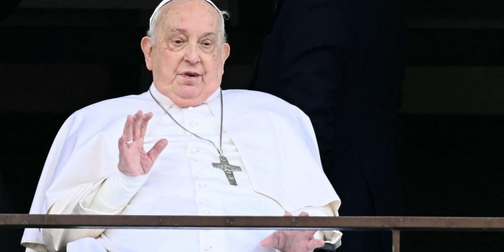 El Papa Francisco regresa al Vaticano