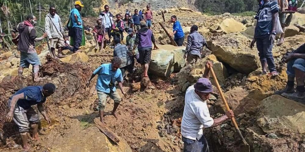 papua-nueva-guinea-dos-mil-personas-sepultadas-deslizamiento-tierra