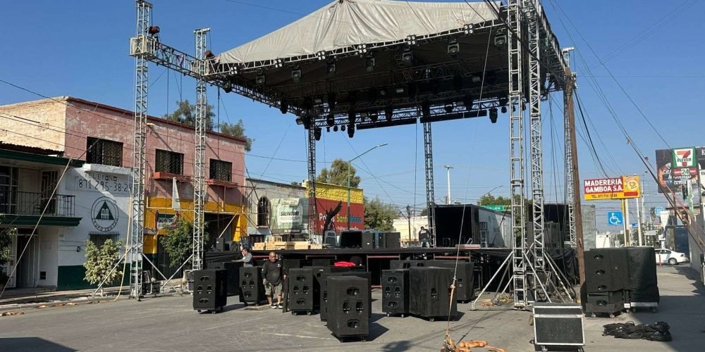 piden-a-la-ciudadanía-buscar-rutas-alternas-por-montaje-de-escenario