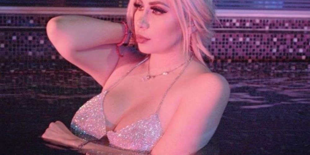 policia-interrumpe-fiesta-bebeshita