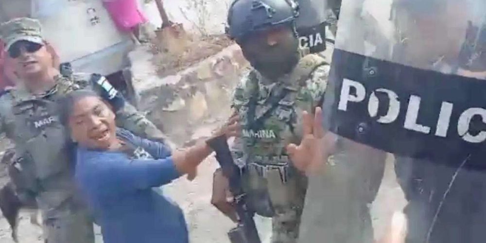 policia-marina-reprimen-manifestacion-oaxaca-vecinos-agua-potable