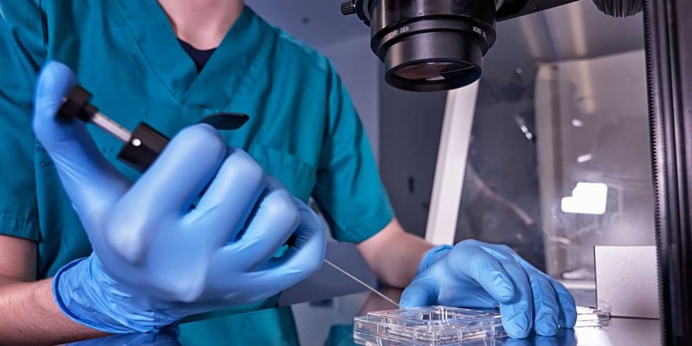 primer-bebe-triple-adn-reino-unido