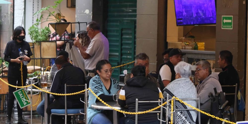 profeco-ilegal-propinas-obligatorias-consumo-minimo
