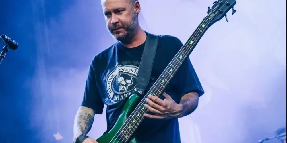qdep-sam-rivers-bajista-limp-bizkit