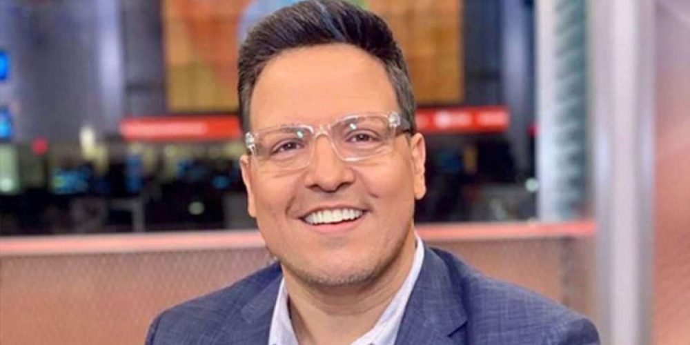 raul-gonzalez-despierta-america-esconde-gay-por-orden-padre