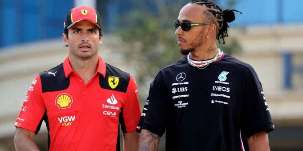 reaccion-carlos-sainz-llegada-hamilton-ferrari
