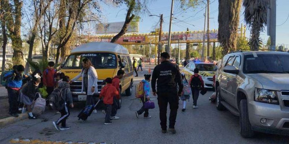reordenan-trafico-escuela-aleman-lerdo