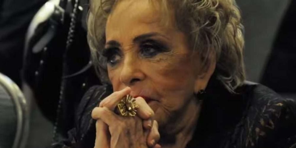silvia-pinal-hospitalizada-sangrados