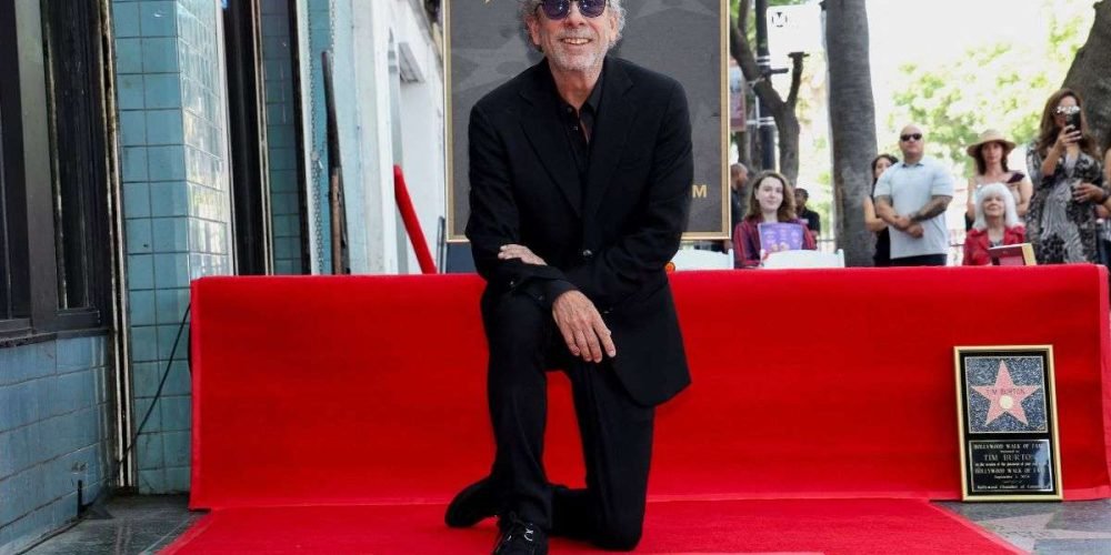 tim-burton-estrella-paseo-de-la-fama-hollywood