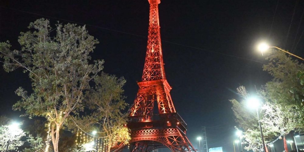 torre-eifel-gomez-palacio-1