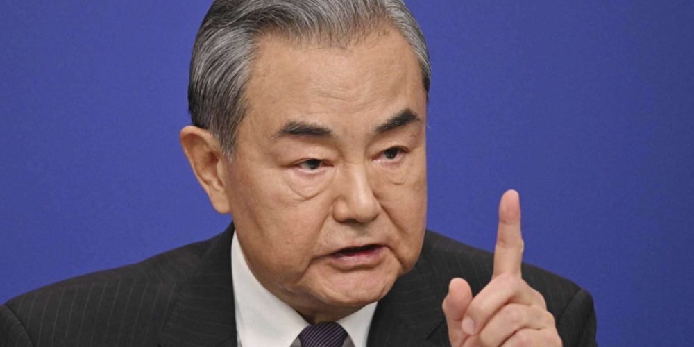 "Deben encarar el problema del fentanilo, no imponer aranceles": China responde a EE.UU.